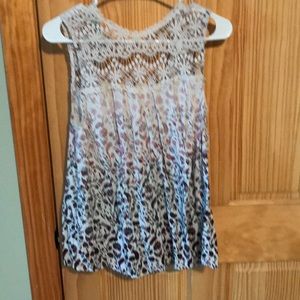 Sleeveless blouse